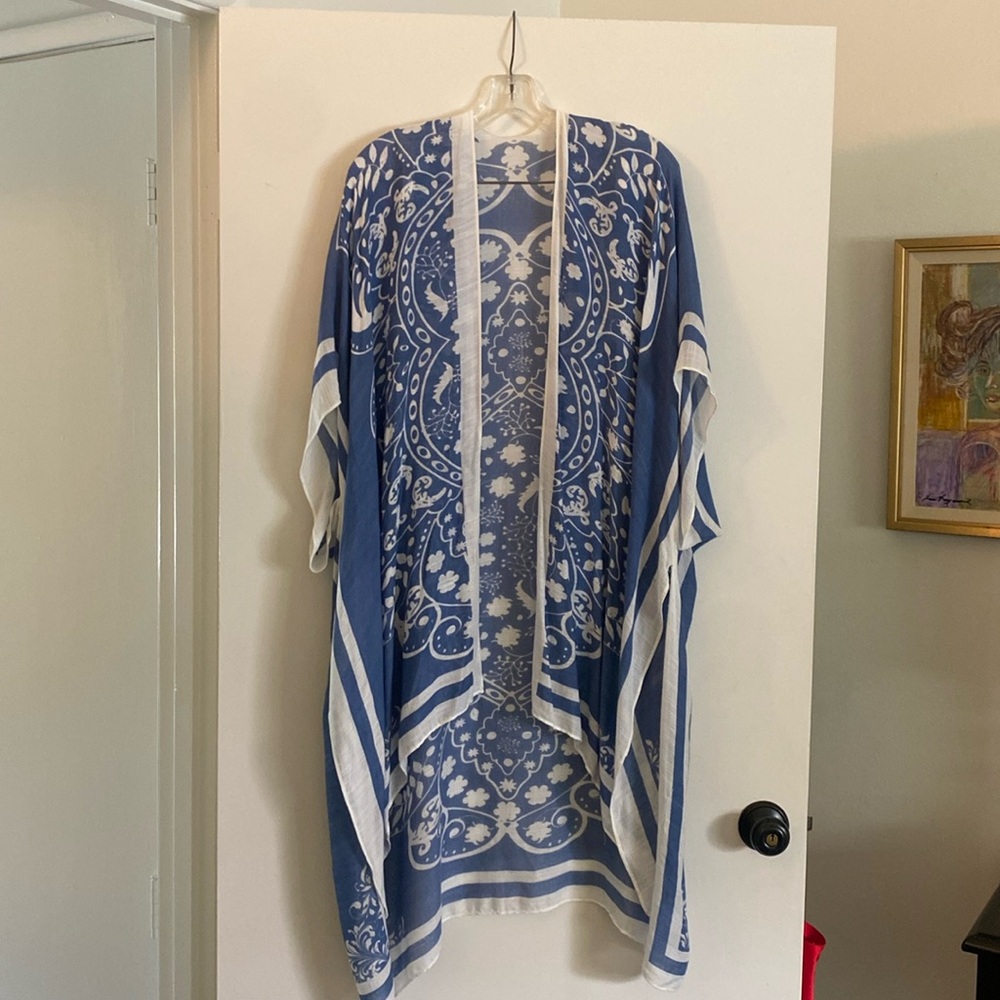 Gorgeous Love stitch Kimono/beach cover-up